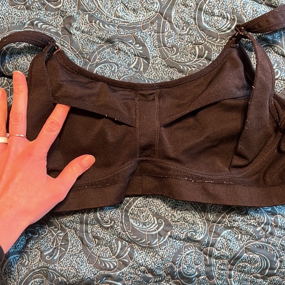 Auden Dual Pumping/ Nursing Bra - Picture 4 of 5